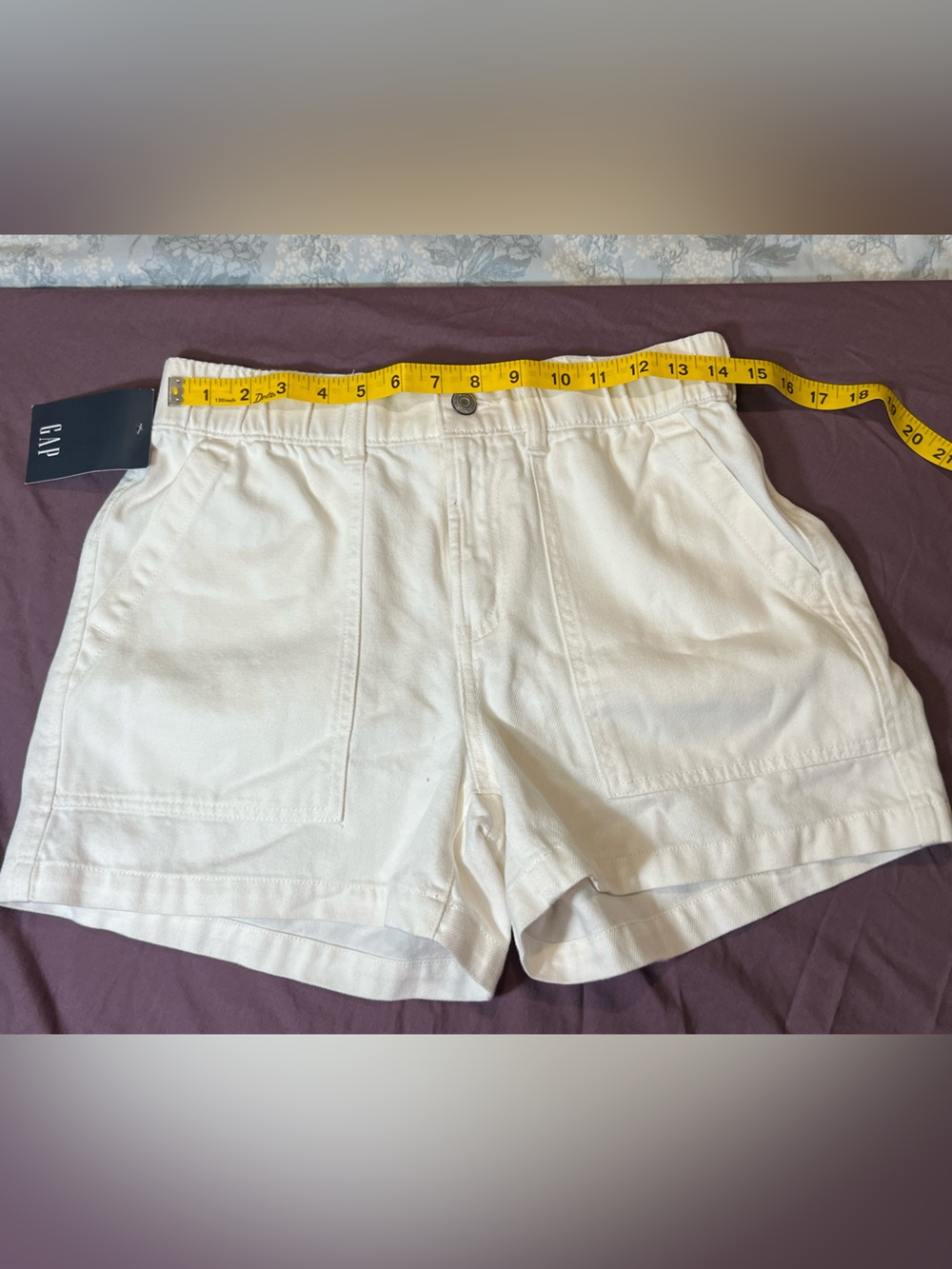 Gap Women's Twill Short